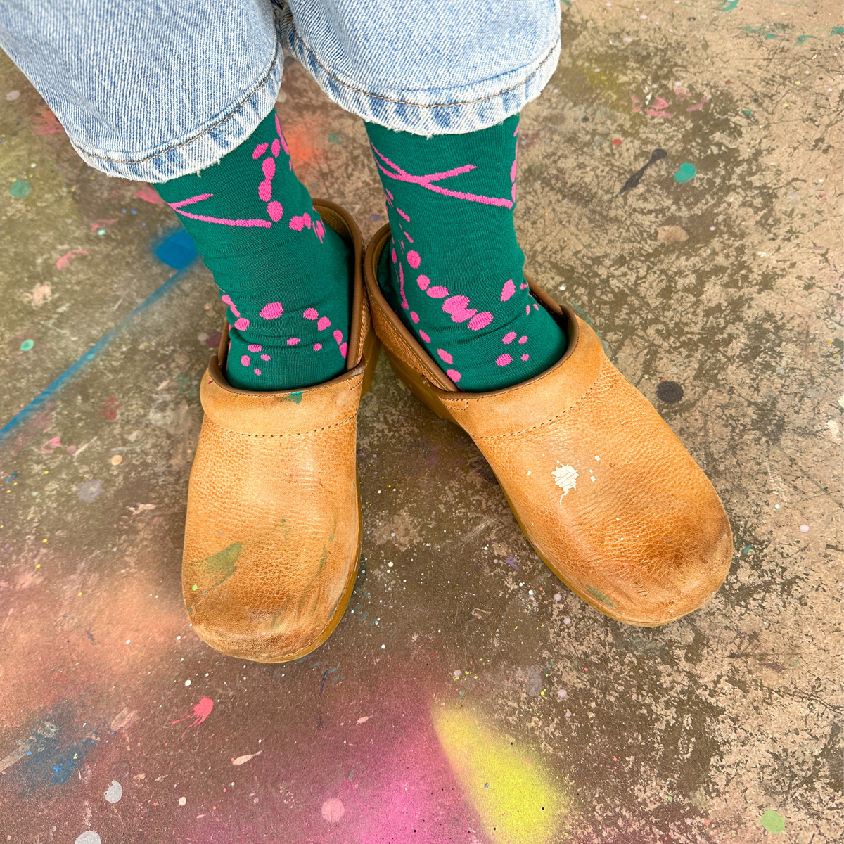 Drape in Emerald & Neon Pink Crew Socks