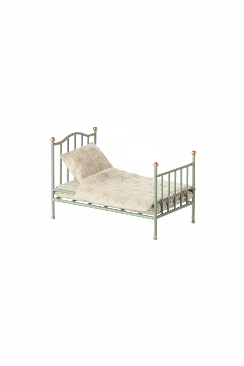 Vintage Mouse Single Bed